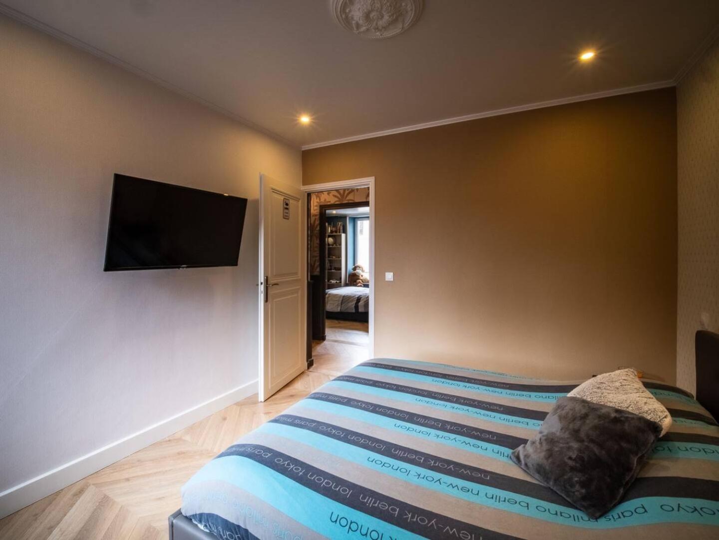 Duplex Jeanne D'Arc Billard Baby Logements Insolites Nancy Exterior foto